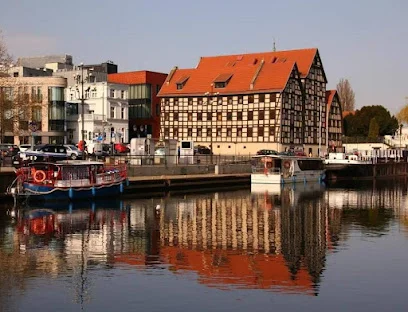 Spichrze nad Brdą